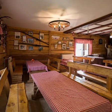 Sudecka Chata Bed & Breakfast *